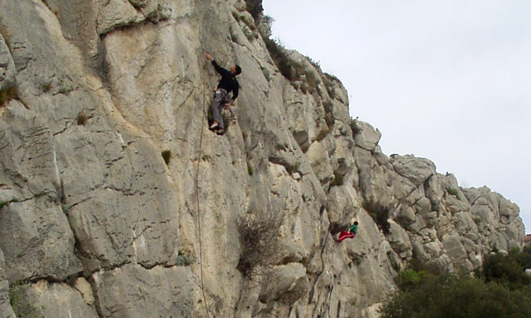 climbing in andonno